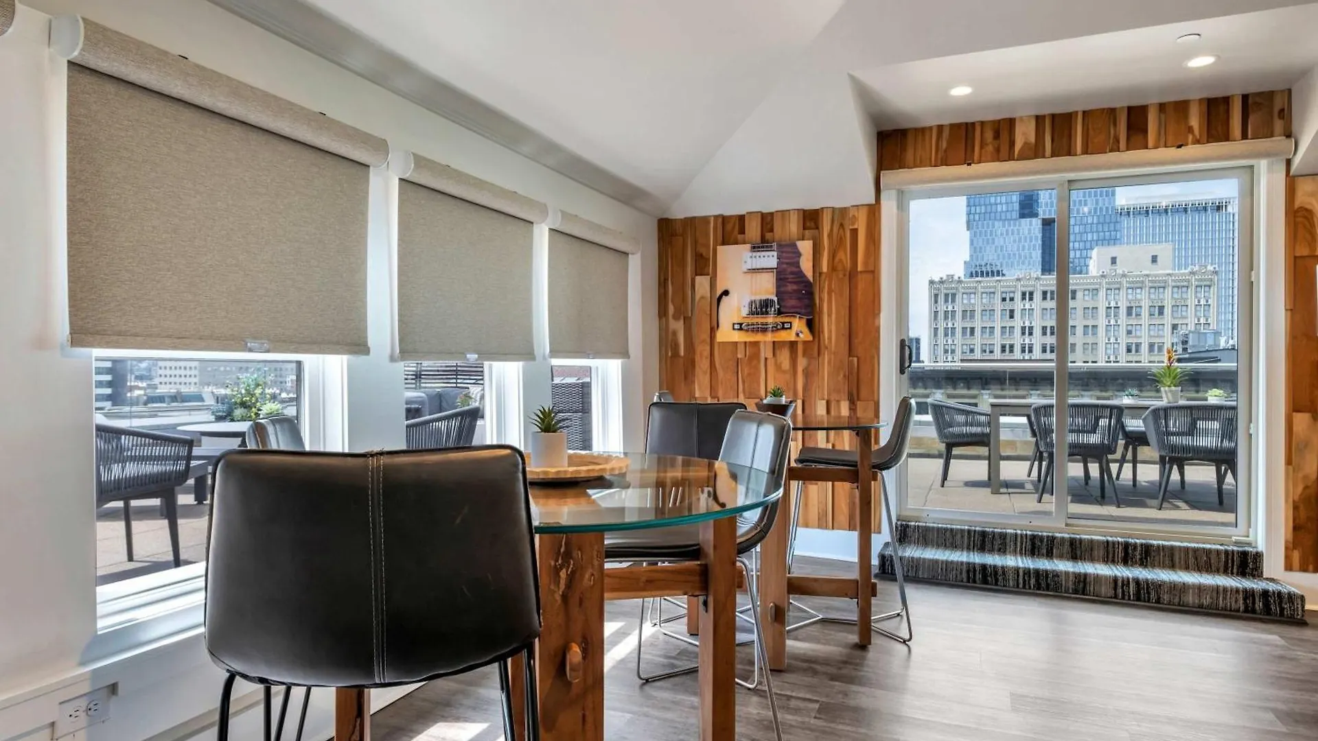Skyline Suite With Penthouse & Rooftop Deck 6Br By Maddox Hotel Nashville