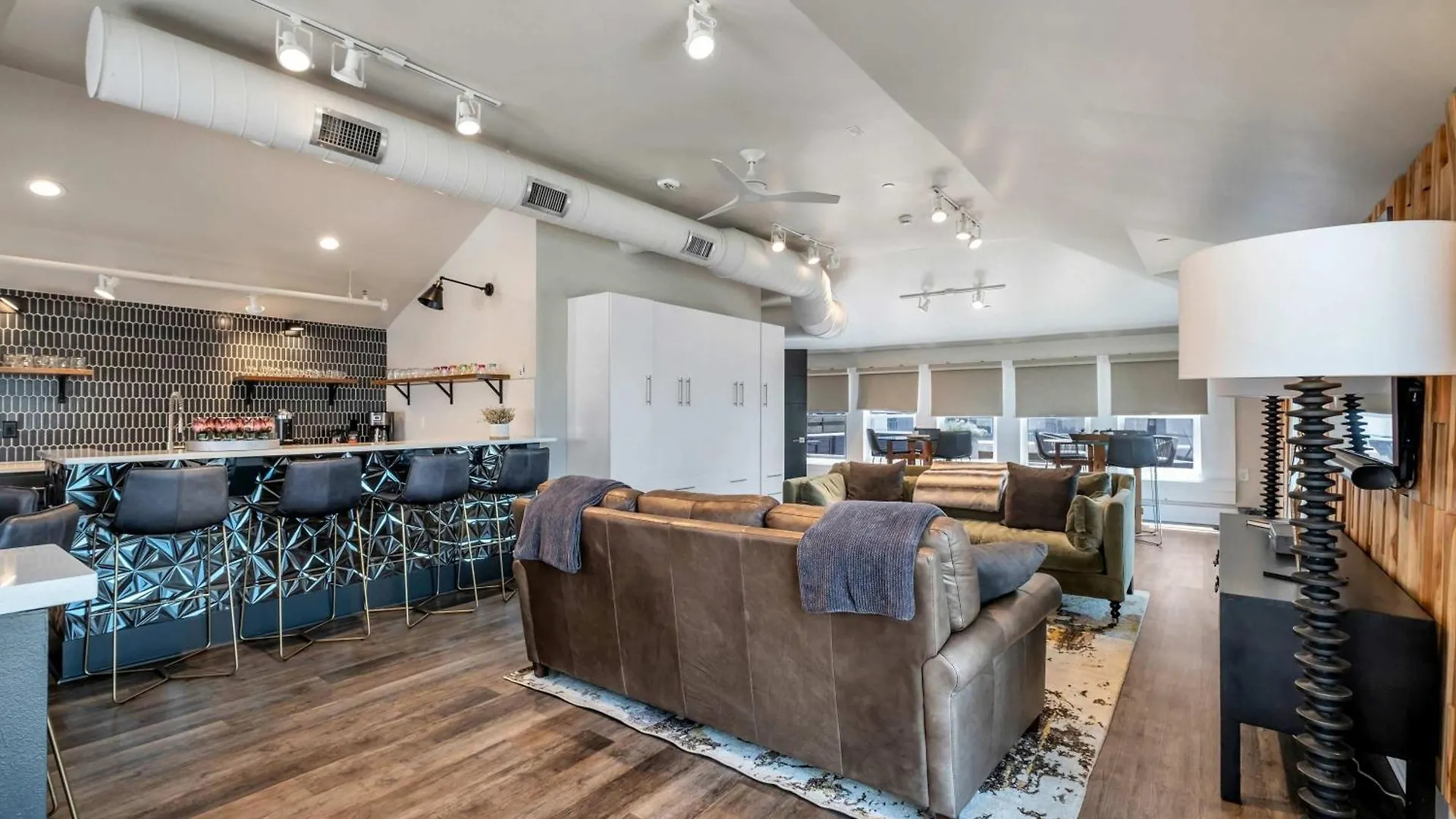 Skyline Suite With Penthouse & Rooftop Deck 6Br By Maddox Hotel Nashville 0*,