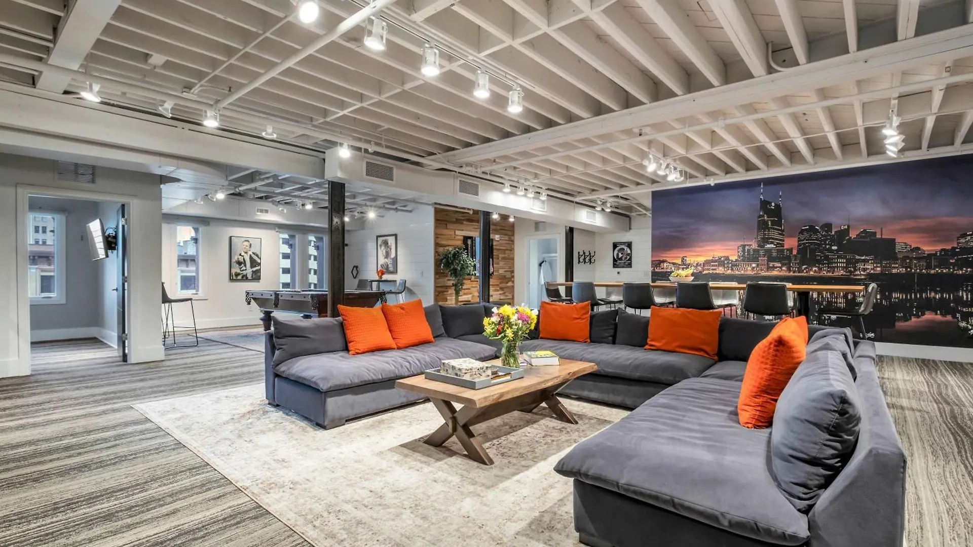 Skyline Suite With Penthouse & Rooftop Deck 6Br By Maddox Hotel Nashville Apartman