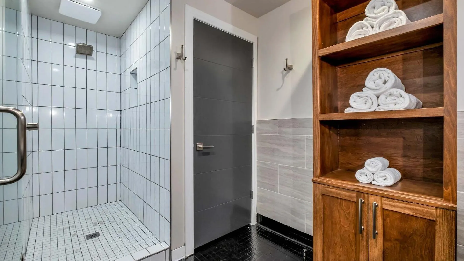 Apartman Skyline Suite With Penthouse & Rooftop Deck 6Br By Maddox Hotel Nashville
